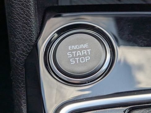 Used 2024 Kia Sportage EX FWD image 30