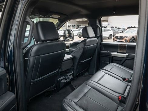 Used 2022 Ford F350 Lariat image 19