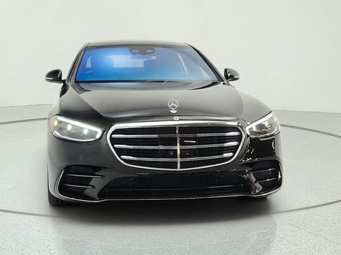 Certified 2023 Mercedes-Benz S 580 4MATIC Sedan image 2