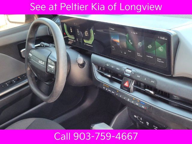 Certified 2025 Kia K4 FWD image 11