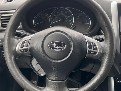 Used 2013 Subaru Forester 2.5X Premium w/ Plus Pkg AWD/4WD image 18