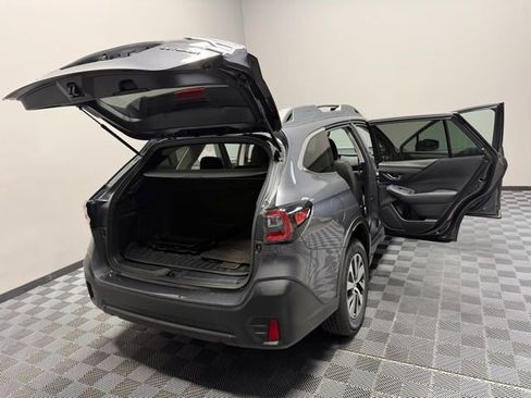 Used 2020 Subaru Outback Premium image 25