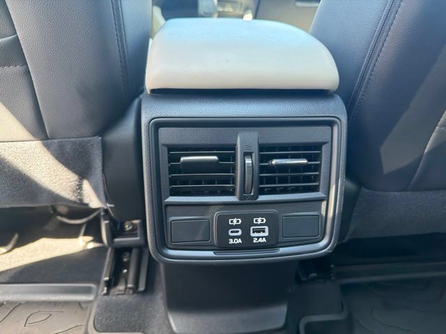 Certified 2025 Subaru Forester Premium AWD/4WD image 26