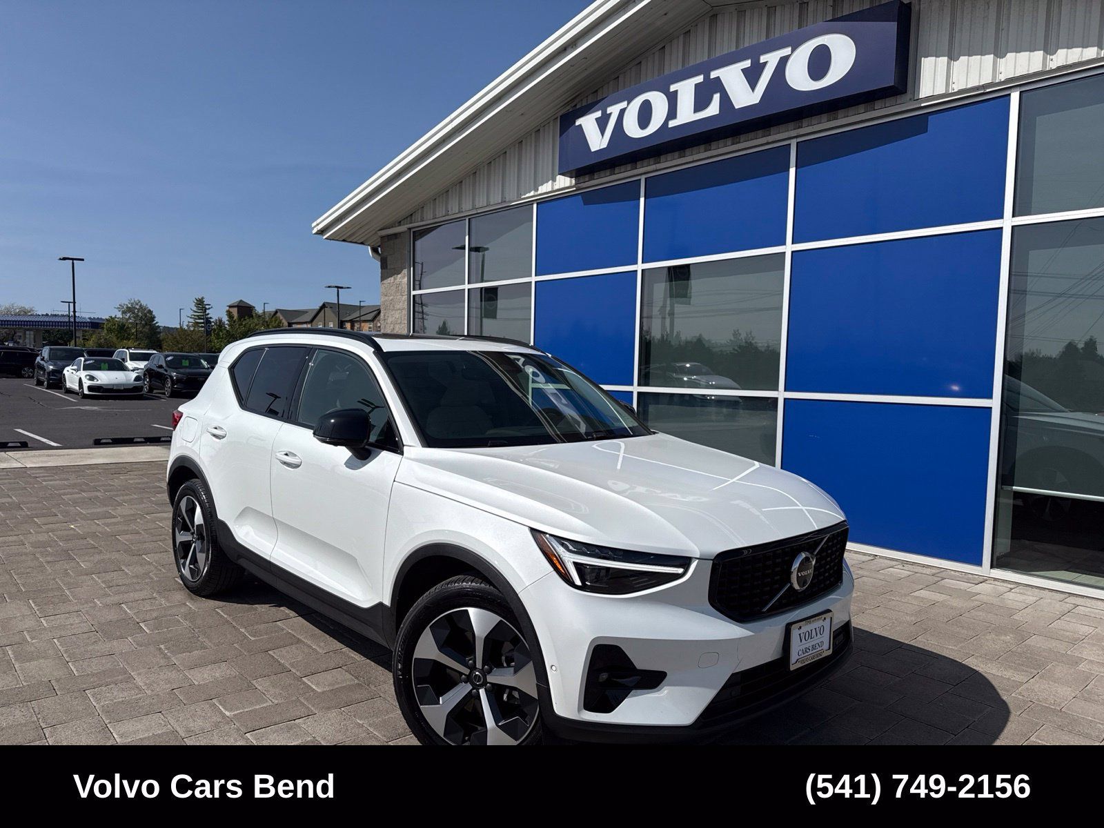 Used 2026 Volvo XC40 B5 Plus AWD/4WD image 27
