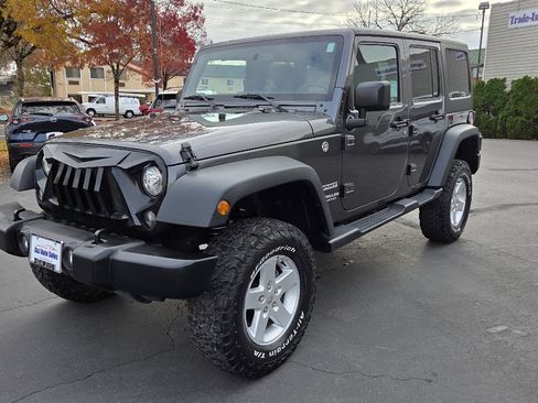 Used 2017 Jeep Wrangler Unlimited Sport w/ Quick Order Package 24S image 2