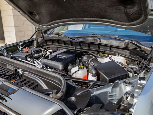 Used 2025 GMC Sierra 1500 AT4 w/ AT4 Premium Package image 40