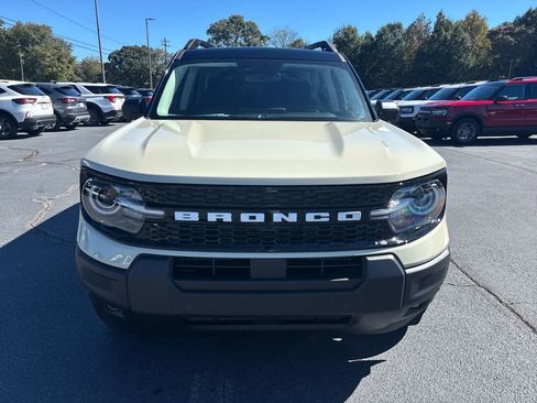 New 2025 Ford Bronco Sport Outer Banks w/ Outer Banks Tech Package+ image 24