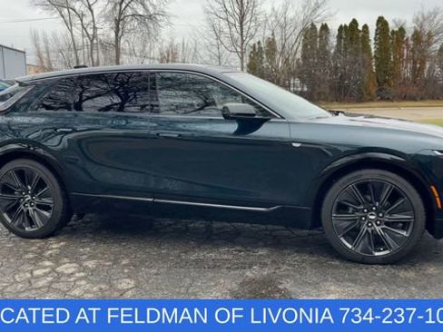 Used 2024 Cadillac Lyriq Sport image 9