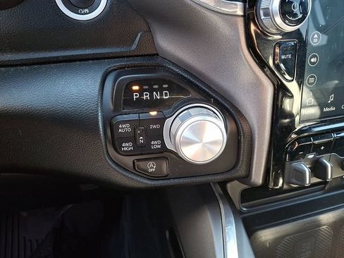 Used 2023 RAM 1500 Laramie AWD/4WD image 17