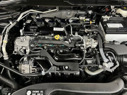 Used 2022 Toyota Corolla Cross XLE w/ Convenience Package image 35