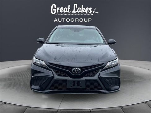 Used 2023 Toyota Camry SE w/ Convenience Package image 8