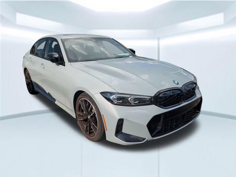 Used 2025 BMW M340i w/ Premium Package RWD image 3
