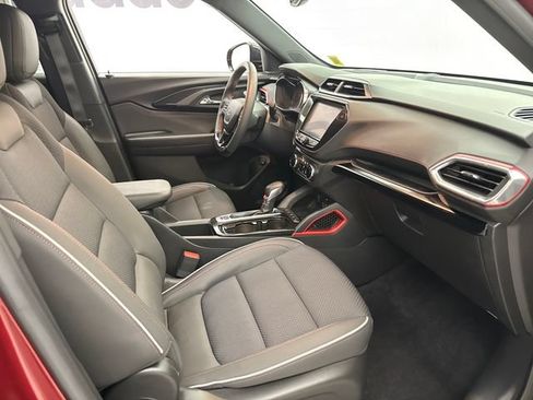 Used 2023 Chevrolet TrailBlazer RS w/ Sun and Liftgate Package FWD image 31