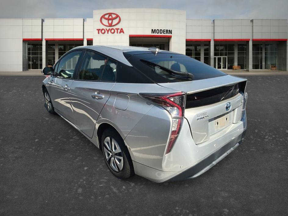 Certified 2018 Toyota Prius Two w/ Prius Two Safety Plus Package FWD image 9