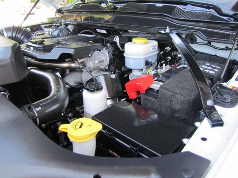 Used 2022 RAM 2500 Big Horn AWD/4WD image 40
