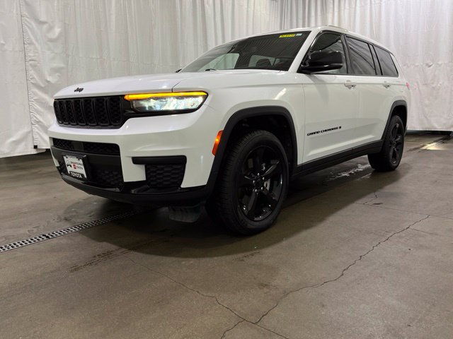 Used 2022 Jeep Grand Cherokee L Laredo AWD/4WD image 27