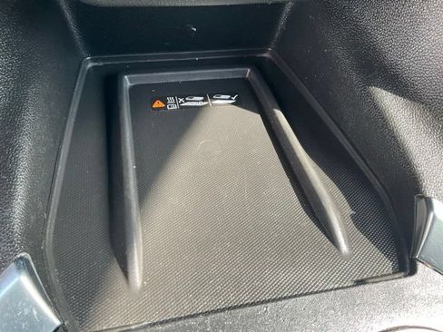 Used 2023 Chevrolet Traverse LT w/ LPO, Floor Liner Package AWD/4WD image 19