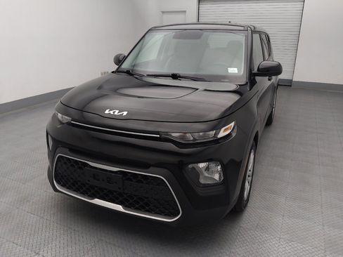 Used 2022 Kia Soul LX FWD image 15