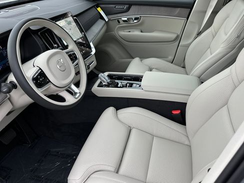 New 2026 Volvo XC90 T8 Ultra AWD/4WD image 8
