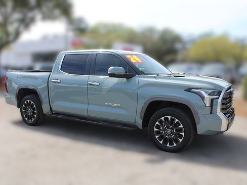 Used 2024 Toyota Tundra Limited image 5