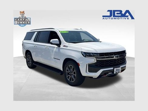 Certified 2022 Chevrolet Suburban Z71 w/ Off-Road Capability Package AWD/4WD image 1