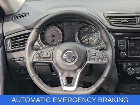 Used 2019 Nissan Rogue SV image 10