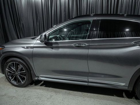 Used 2023 INFINITI QX55 Essential w/ Accent Package image 5
