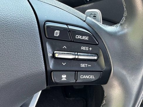 Used 2019 Hyundai Ioniq Limited FWD image 21