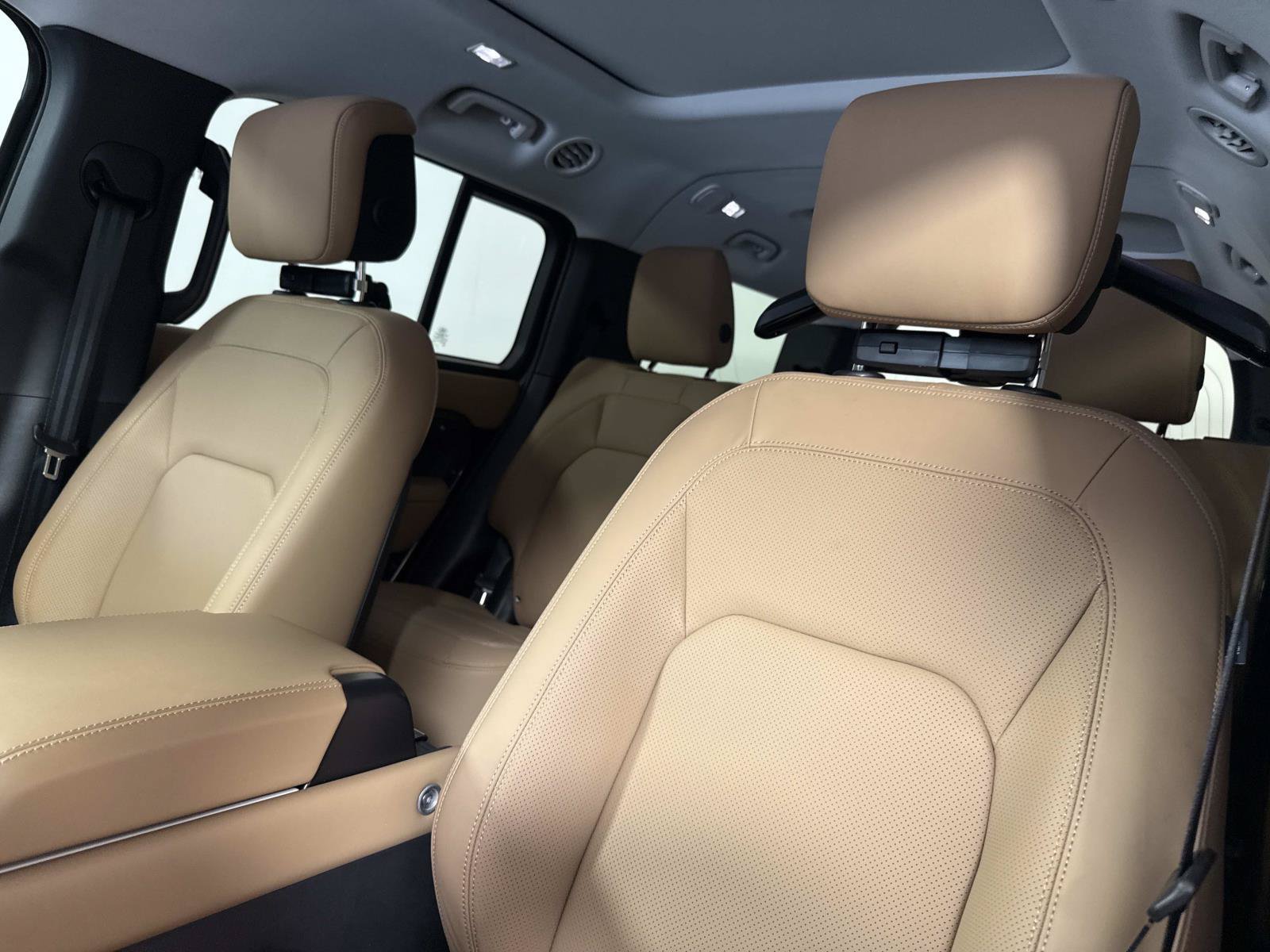 New 2026 Land Rover Defender 130 S AWD/4WD image 20