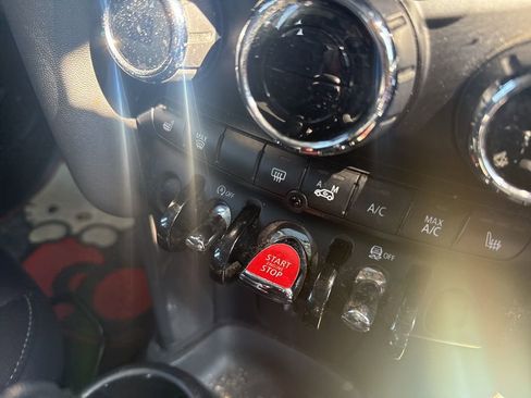 Used 2015 MINI Cooper 2-Door Hardtop image 41