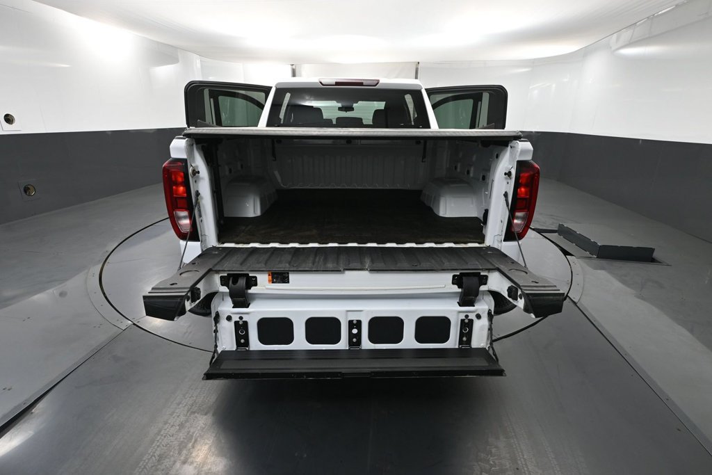Used 2022 GMC Sierra 1500 SLE AWD/4WD image 30