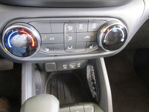 Used 2023 Chevrolet TrailBlazer LT image 26