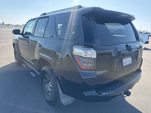 Used 2020 Toyota 4Runner SR5 RWD image 2