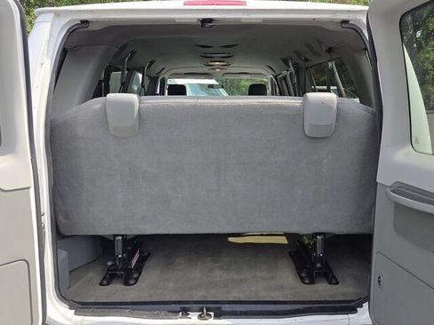 Used 2012 Ford E-350 and Econoline 350 XLT RWD image 16
