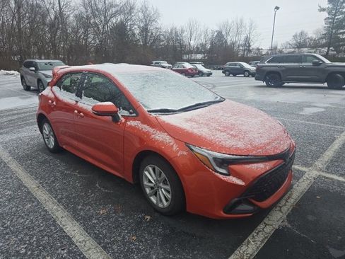 Used 2025 Toyota Corolla SE image 9