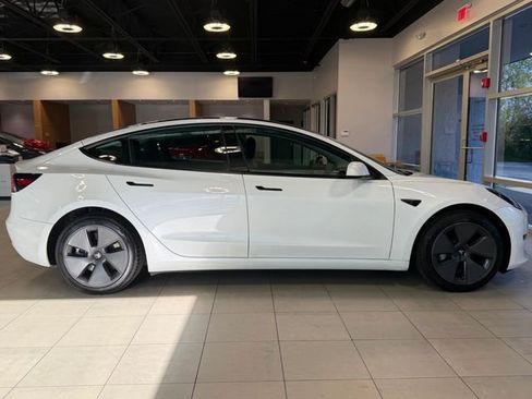 Used 2023 Tesla Model 3 Standard Range RWD image 14