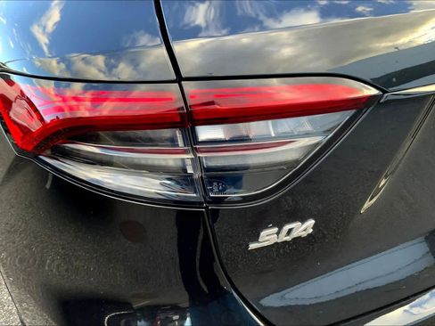 Used 2021 Maserati Levante S GranSport image 26