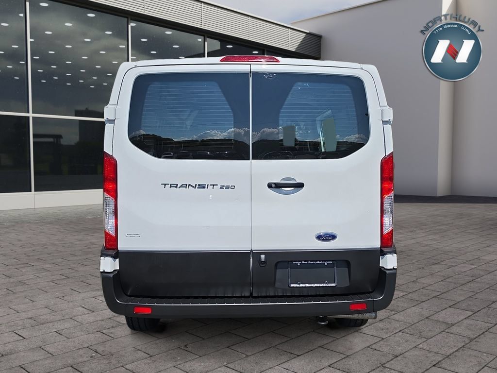 Used 2025 Ford Transit 250 Low Roof w/ Exterior Upgrade Package RWD image 4