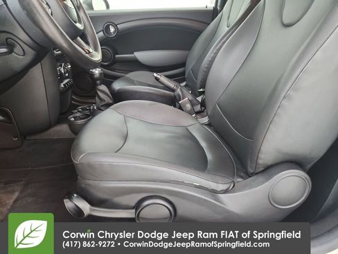 Used 2011 MINI Cooper Hardtop image 20