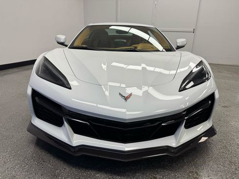 Used 2023 Chevrolet Corvette Z06 w/ Chrome Exterior Badge Package image 28