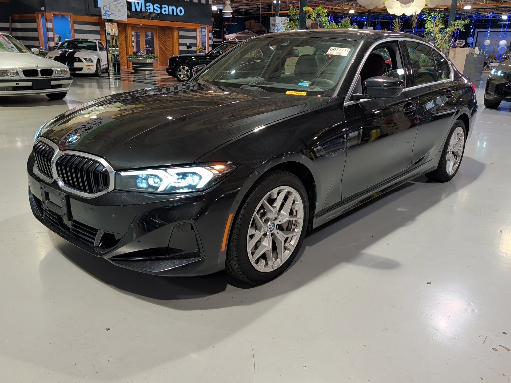 Certified 2025 BMW 330i xDrive Sedan w/ Premium Package AWD/4WD image 7