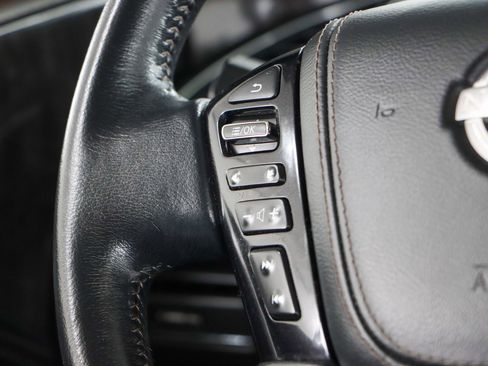 Used 2022 Nissan Armada Platinum image 14