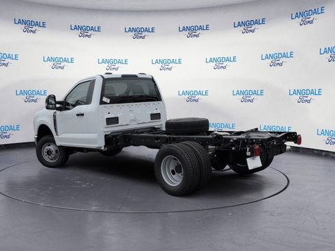 New 2026 Ford F350 XL w/ XL Chrome Package image 9