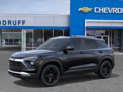 New 2026 Chevrolet TrailBlazer LT FWD image 2