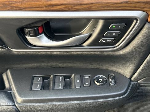 Used 2021 Honda CR-V Touring image 20