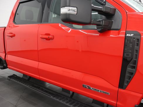 Used 2025 Ford F350 XLT w/ Black Appearance Package AWD/4WD image 27