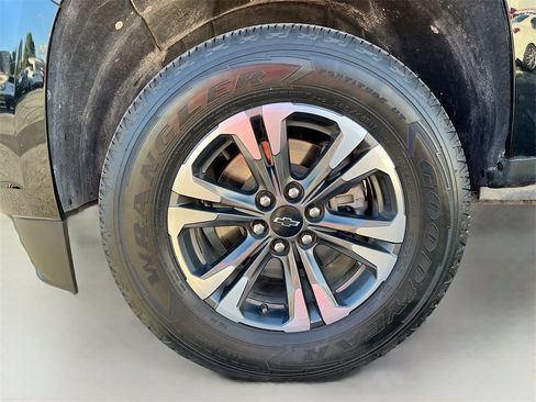 Used 2022 Chevrolet Colorado Z71 image 29