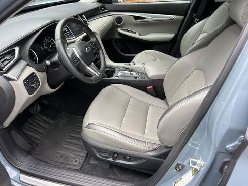 Used 2023 INFINITI QX50 Luxe AWD/4WD image 7