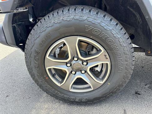 Used 2018 Jeep Wrangler Unlimited Sport S image 6