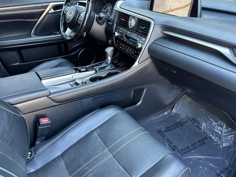 Used 2018 Lexus RX 350L Luxury w/ Cold Area Package (CT) FWD image 33